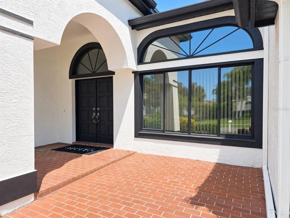 Active With Contract: $799,900 (4 beds, 3 baths, 2865 Square Feet)
