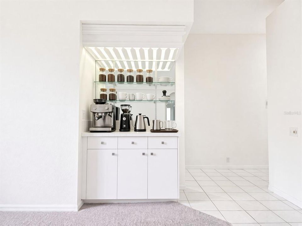 Active With Contract: $799,900 (4 beds, 3 baths, 2865 Square Feet)