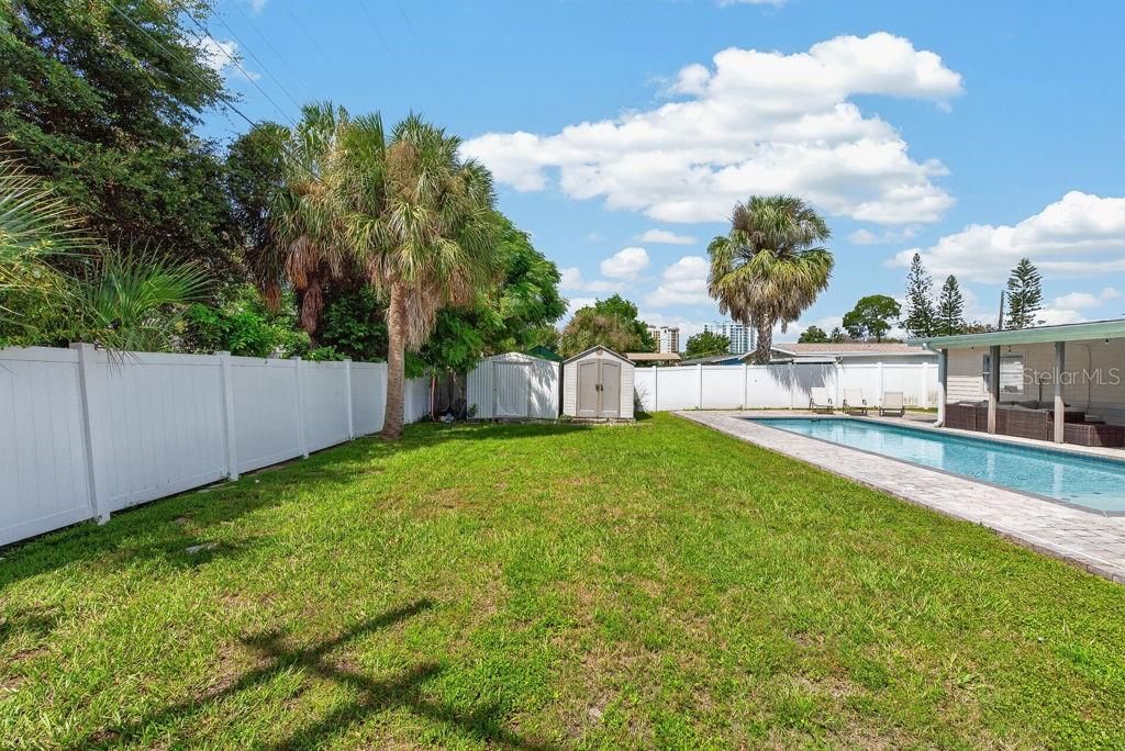 En Venta: $584,000 (4 camas, 2 baños, 1825 Pies cuadrados)