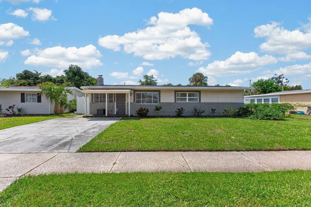 En Venta: $584,000 (4 camas, 2 baños, 1825 Pies cuadrados)