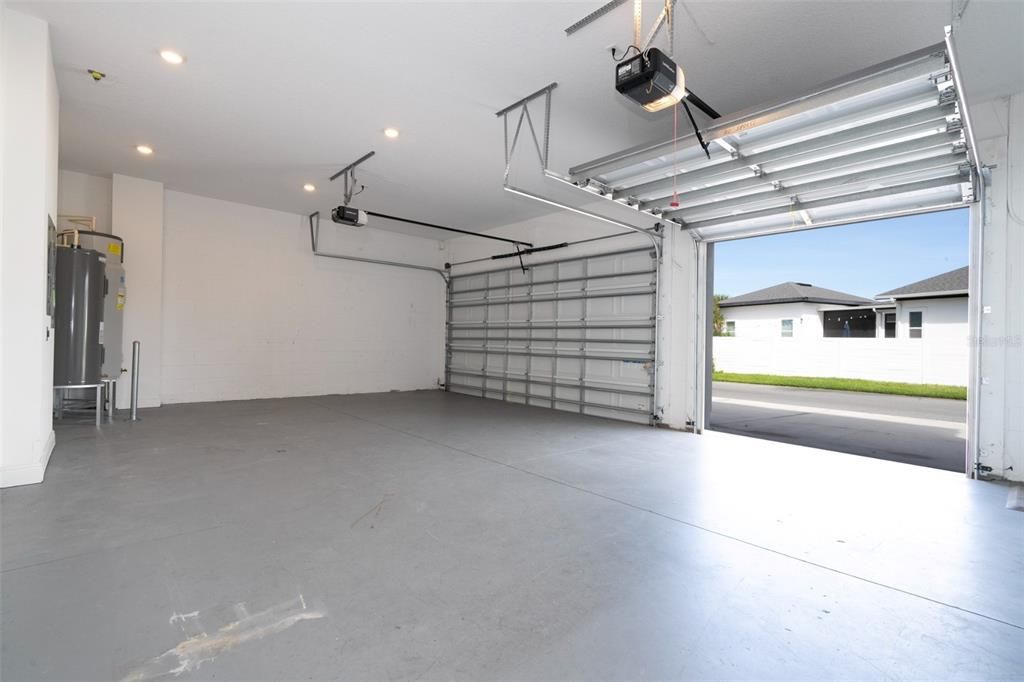 В аренду: $5,250 (5 спален, 4 ванн, 3567 Квадратных фут)