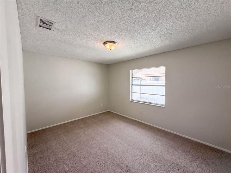 For Sale: $248,000 (2 beds, 2 baths, 1199 Square Feet)