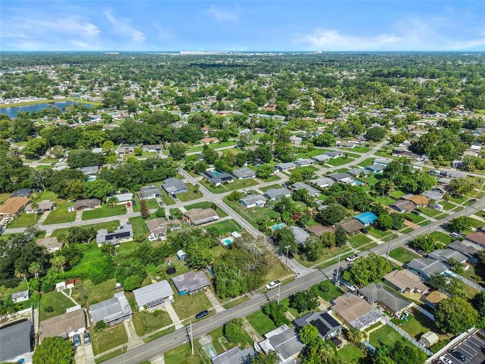В аренду: $1,700 (2 спален, 1 ванн, 828 Квадратных фут)