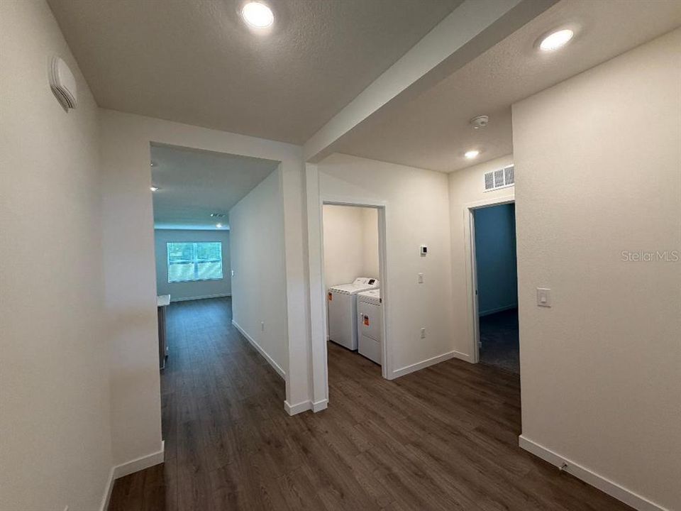 En Renta: $2,550 (4 camas, 2 baños, 1828 Pies cuadrados)