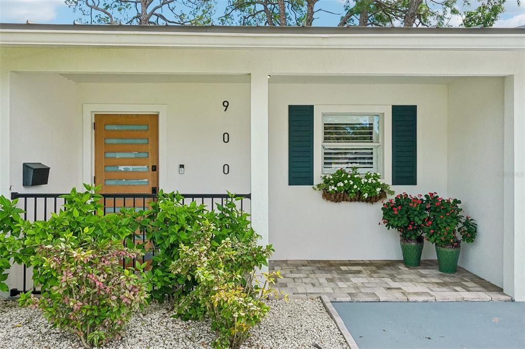 For Sale: $510,000 (3 beds, 2 baths, 1578 Square Feet)
