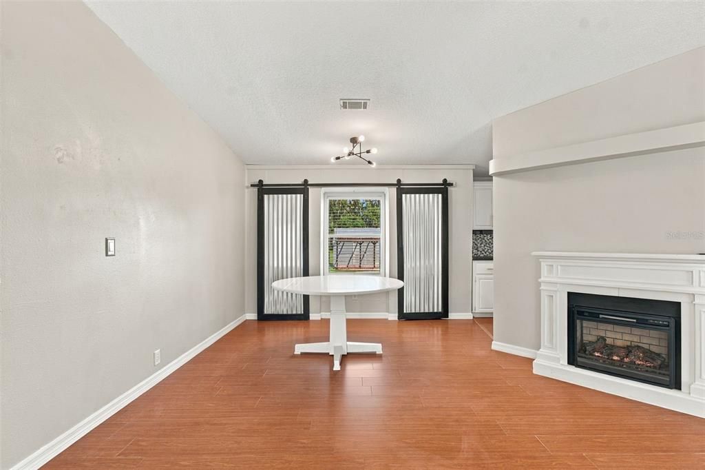 For Sale: $229,900 (4 beds, 2 baths, 1904 Square Feet)