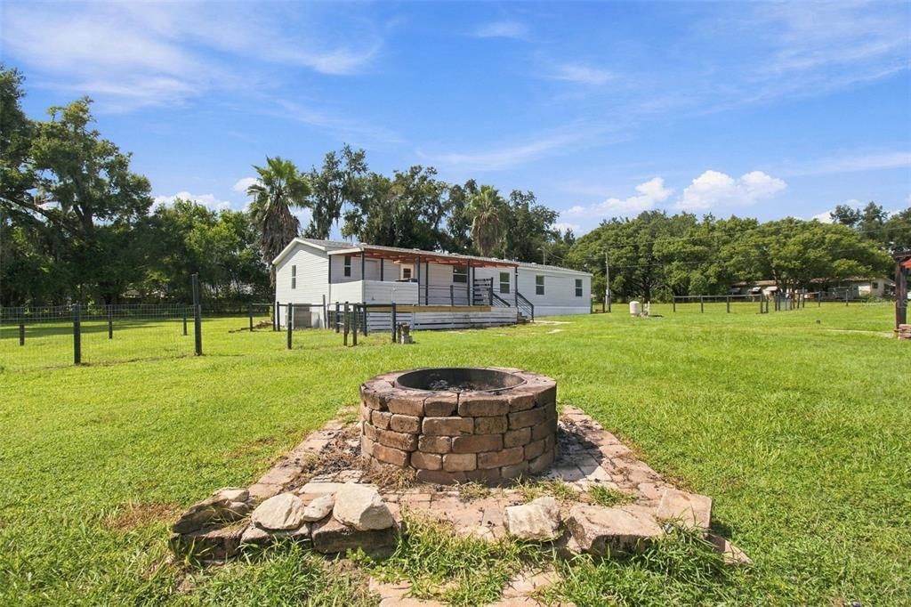 For Sale: $229,900 (4 beds, 2 baths, 1904 Square Feet)