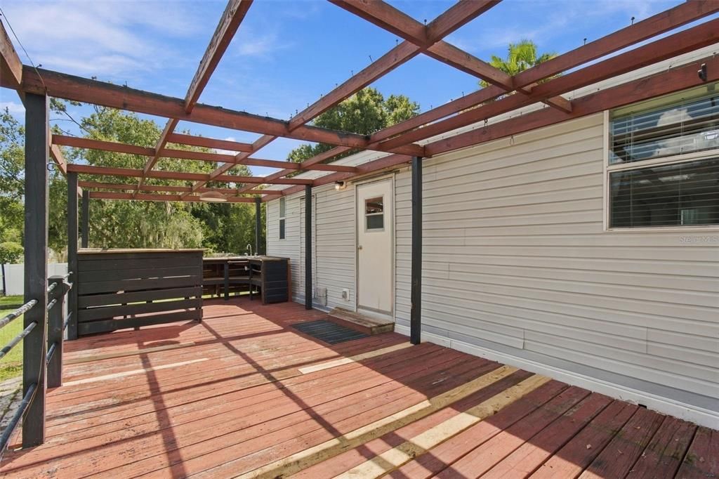 For Sale: $229,900 (4 beds, 2 baths, 1904 Square Feet)