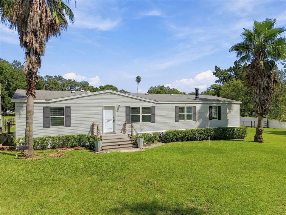 For Sale: $229,900 (4 beds, 2 baths, 1904 Square Feet)