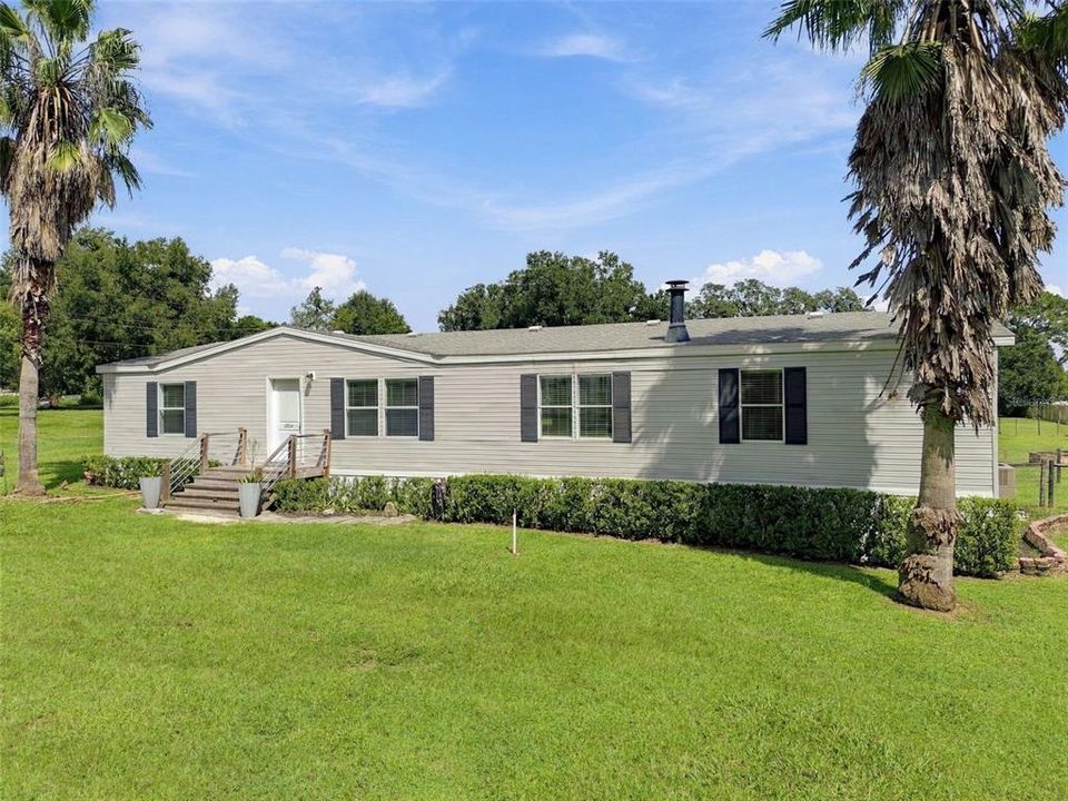 For Sale: $229,900 (4 beds, 2 baths, 1904 Square Feet)