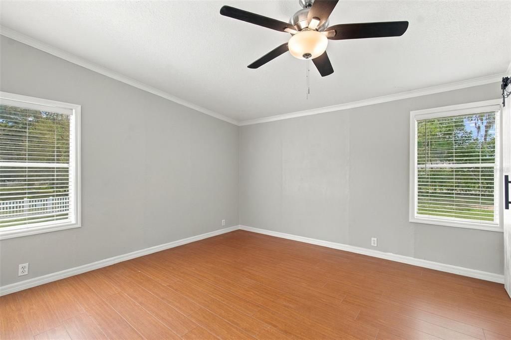 For Sale: $229,900 (4 beds, 2 baths, 1904 Square Feet)