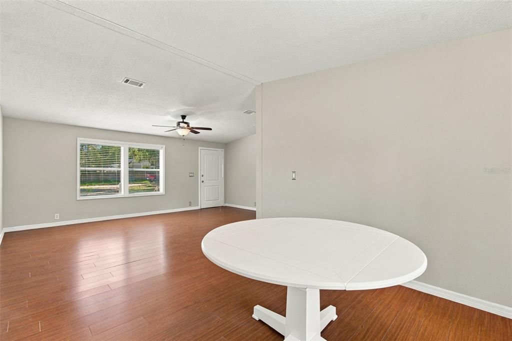 For Sale: $229,900 (4 beds, 2 baths, 1904 Square Feet)