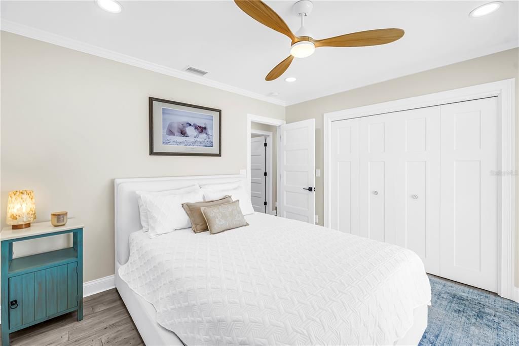 For Sale: $1,089,000 (3 beds, 2 baths, 2005 Square Feet)