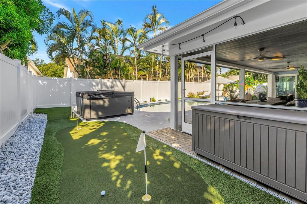 For Sale: $1,089,000 (3 beds, 2 baths, 2005 Square Feet)