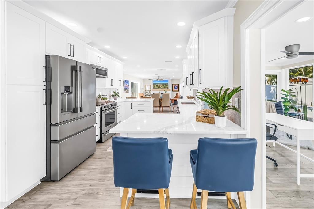 For Sale: $1,089,000 (3 beds, 2 baths, 2005 Square Feet)