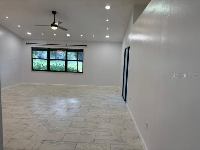 For Sale: $335,000 (3 beds, 2 baths, 1574 Square Feet)