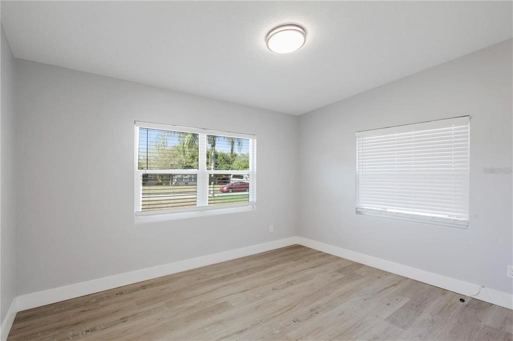 For Sale: $559,900 (3 beds, 2 baths, 1671 Square Feet)