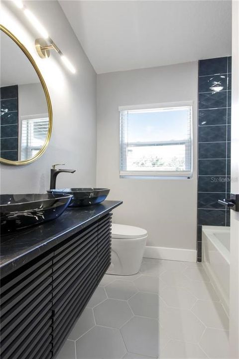 For Sale: $559,900 (3 beds, 2 baths, 1671 Square Feet)