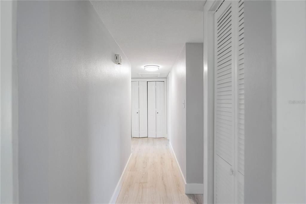 For Sale: $559,900 (3 beds, 2 baths, 1671 Square Feet)