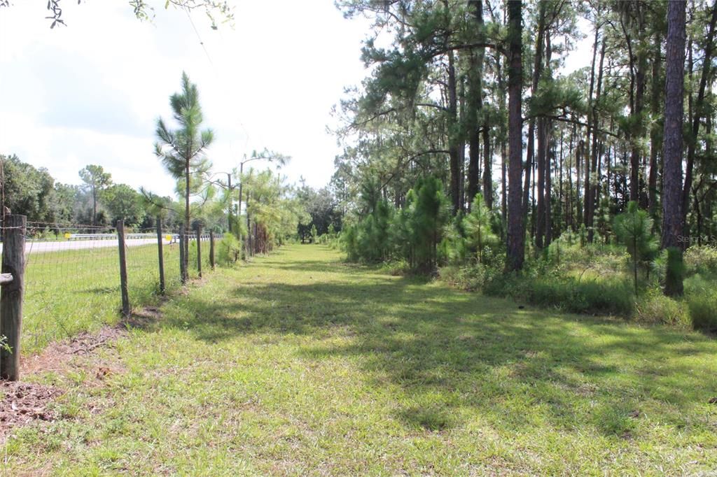 待售: $125,000 (2.08 acres)
