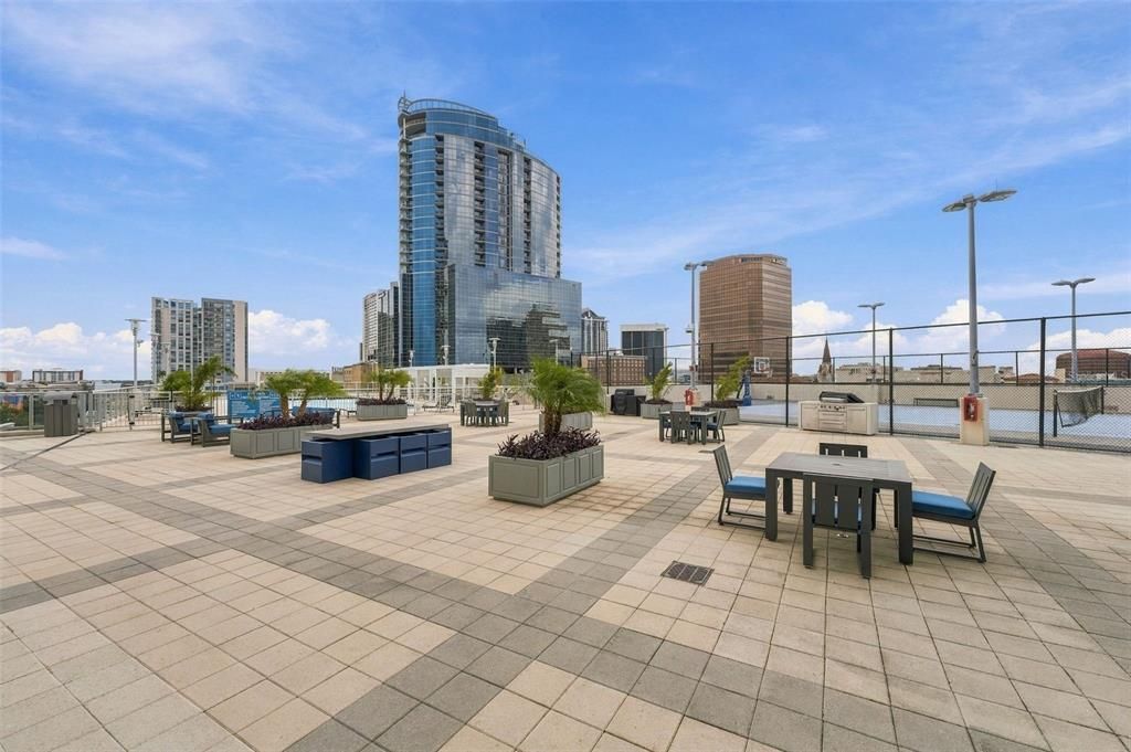 En Venta: $489,000 (2 camas, 2 baños, 1140 Pies cuadrados)