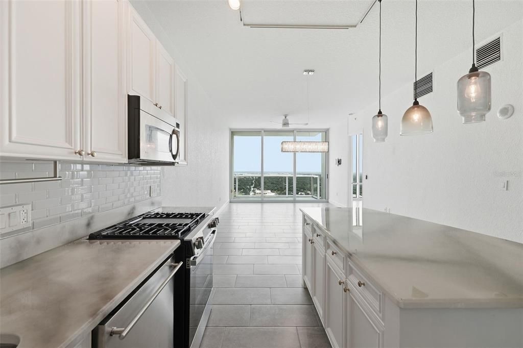 En Venta: $489,000 (2 camas, 2 baños, 1140 Pies cuadrados)