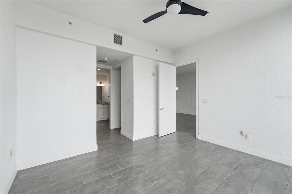 En Venta: $489,000 (2 camas, 2 baños, 1140 Pies cuadrados)