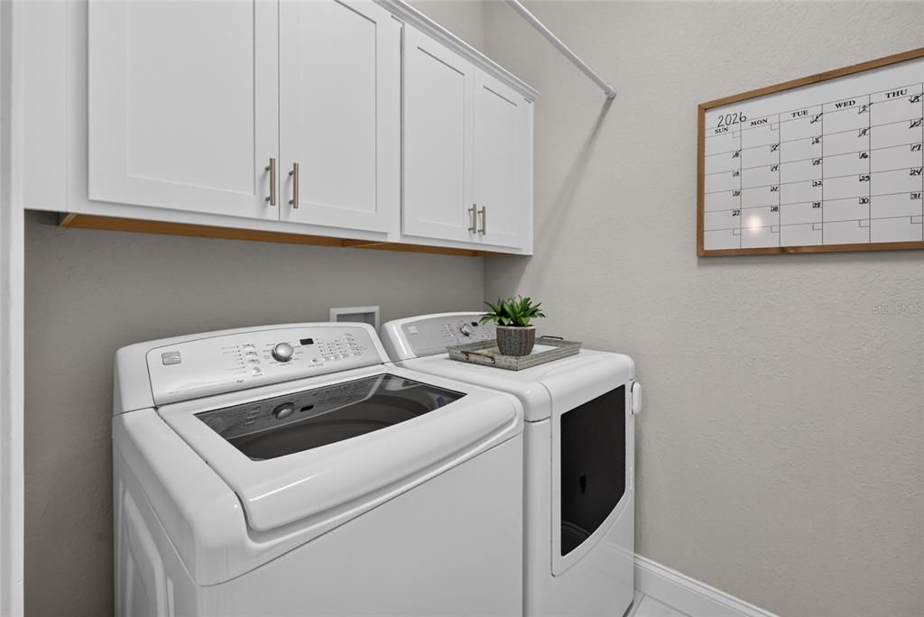 En Venta: $395,000 (4 camas, 3 baños, 2051 Pies cuadrados)