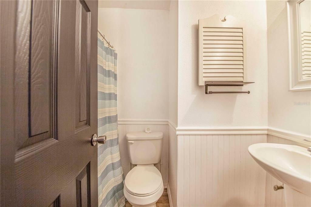 На продажу: $279,000 (3 спален, 2 ванн, 1820 Квадратных фут)