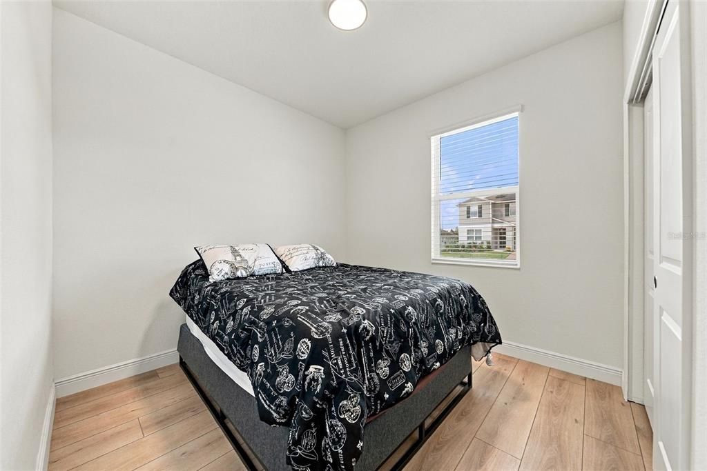 For Sale: $485,000 (4 beds, 2 baths, 1983 Square Feet)
