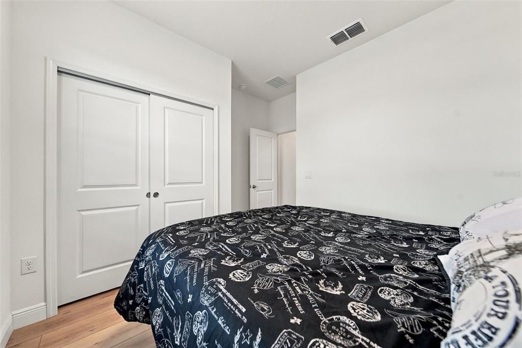 For Sale: $485,000 (4 beds, 2 baths, 1983 Square Feet)