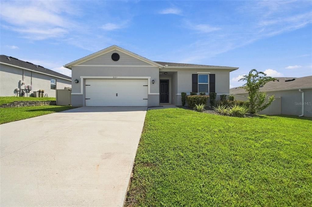 For Sale: $485,000 (4 beds, 2 baths, 1983 Square Feet)