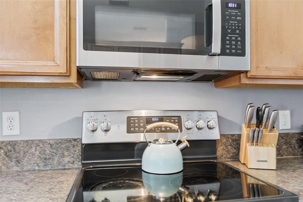 En Venta: $484,900 (4 camas, 3 baños, 2327 Pies cuadrados)