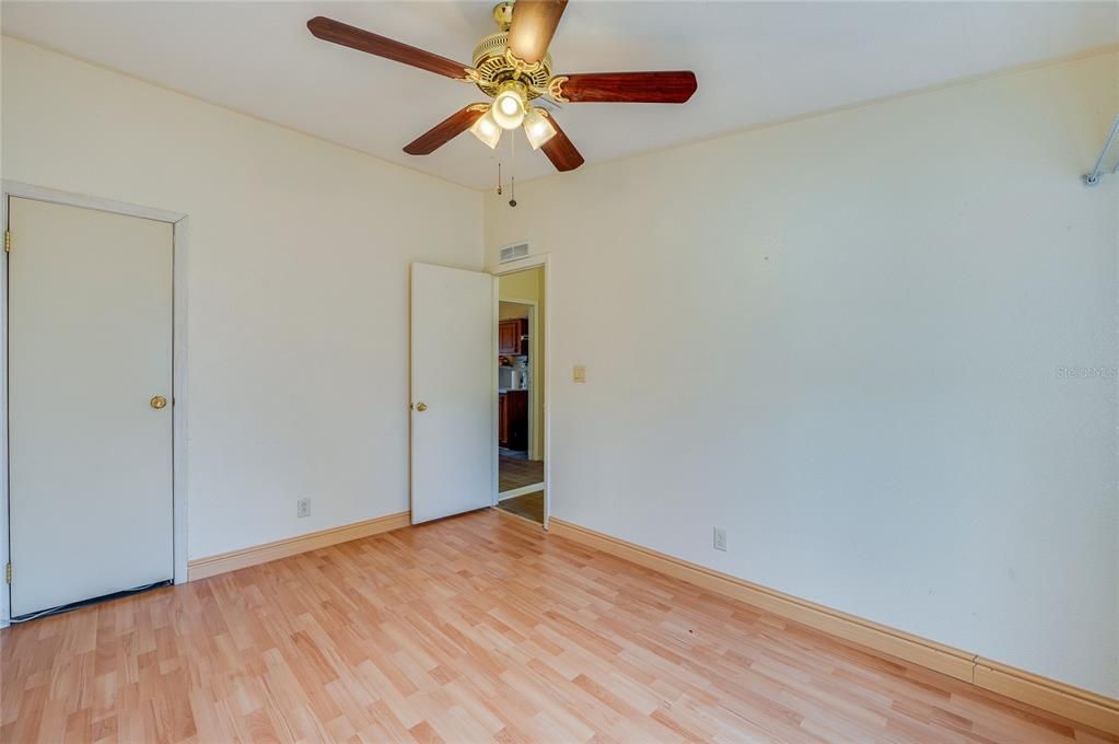 For Sale: $167,000 (3 beds, 2 baths, 1701 Square Feet)