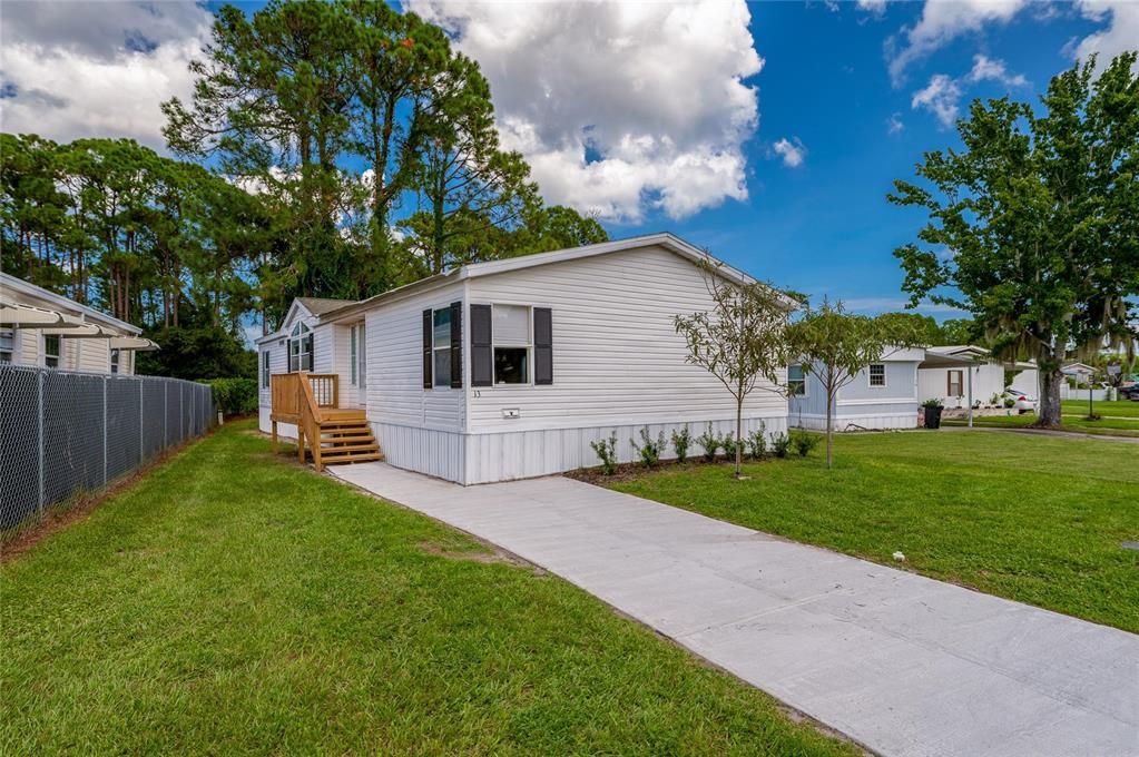 For Sale: $167,000 (3 beds, 2 baths, 1701 Square Feet)