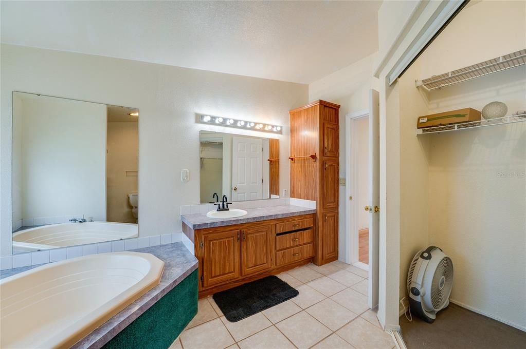 For Sale: $167,000 (3 beds, 2 baths, 1701 Square Feet)