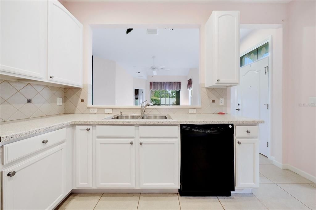 For Sale: $420,000 (3 beds, 2 baths, 1990 Square Feet)