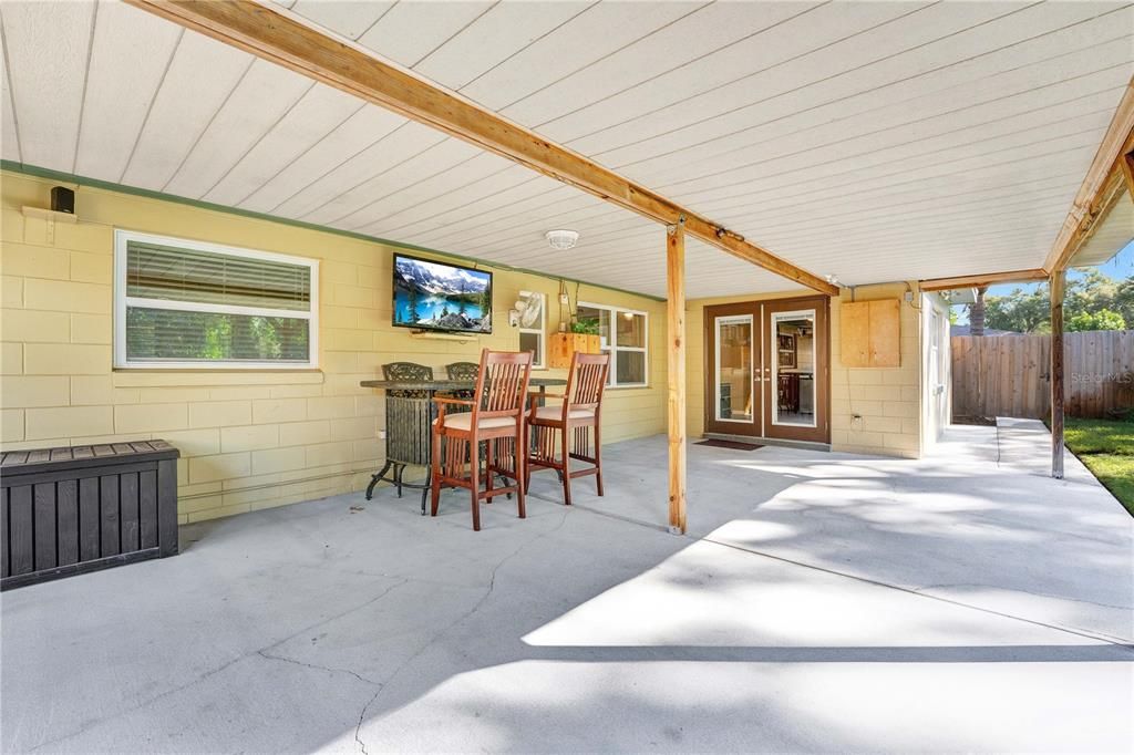 For Rent: $2,750 (3 beds, 2 baths, 1236 Square Feet)