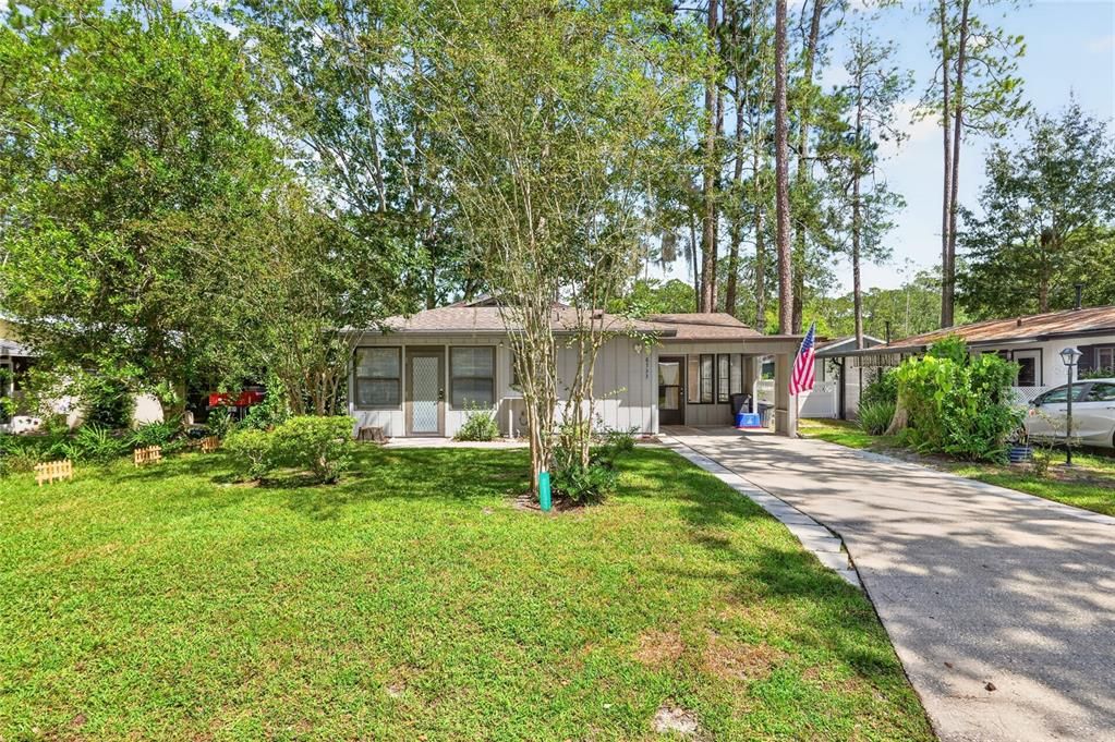 For Sale: $235,000 (2 beds, 2 baths, 1372 Square Feet)