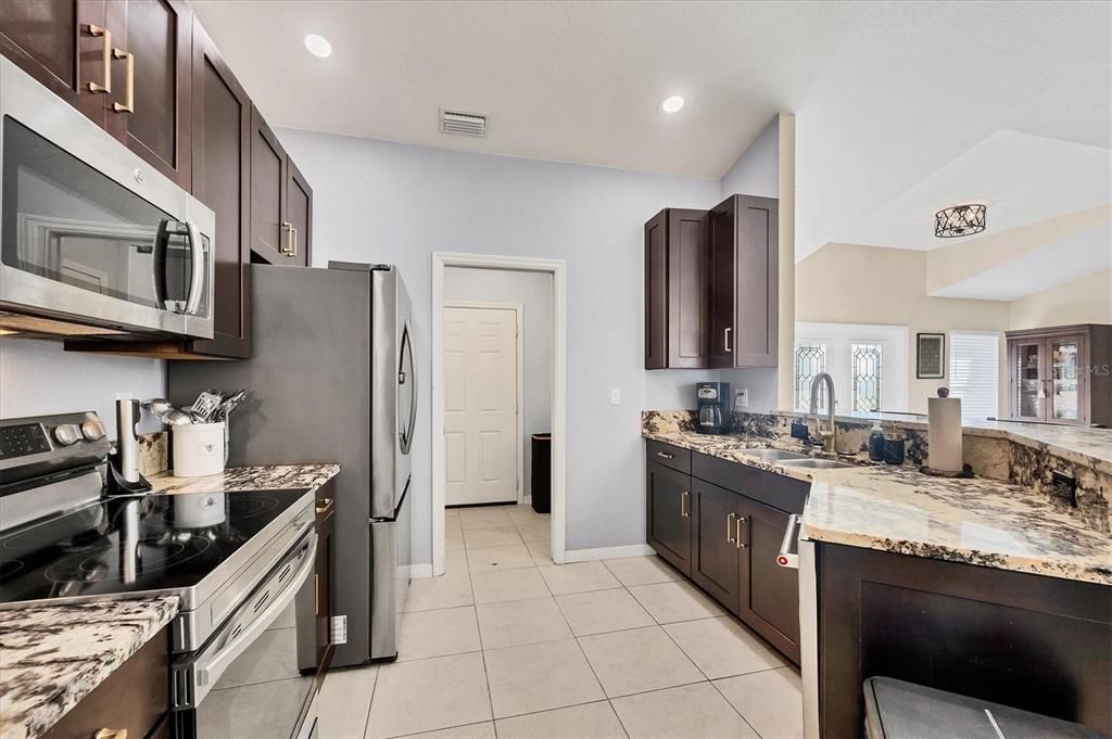 En Venta: $333,000 (3 camas, 2 baños, 1615 Pies cuadrados)