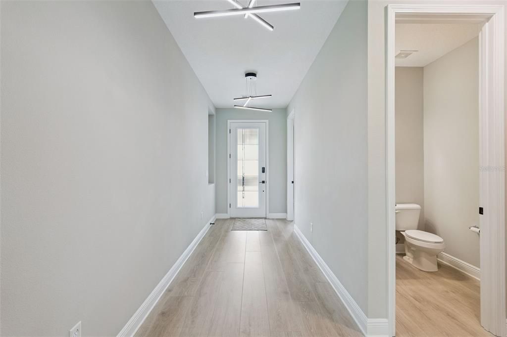 En Venta: $1,159,900 (7 camas, 4 baños, 4720 Pies cuadrados)