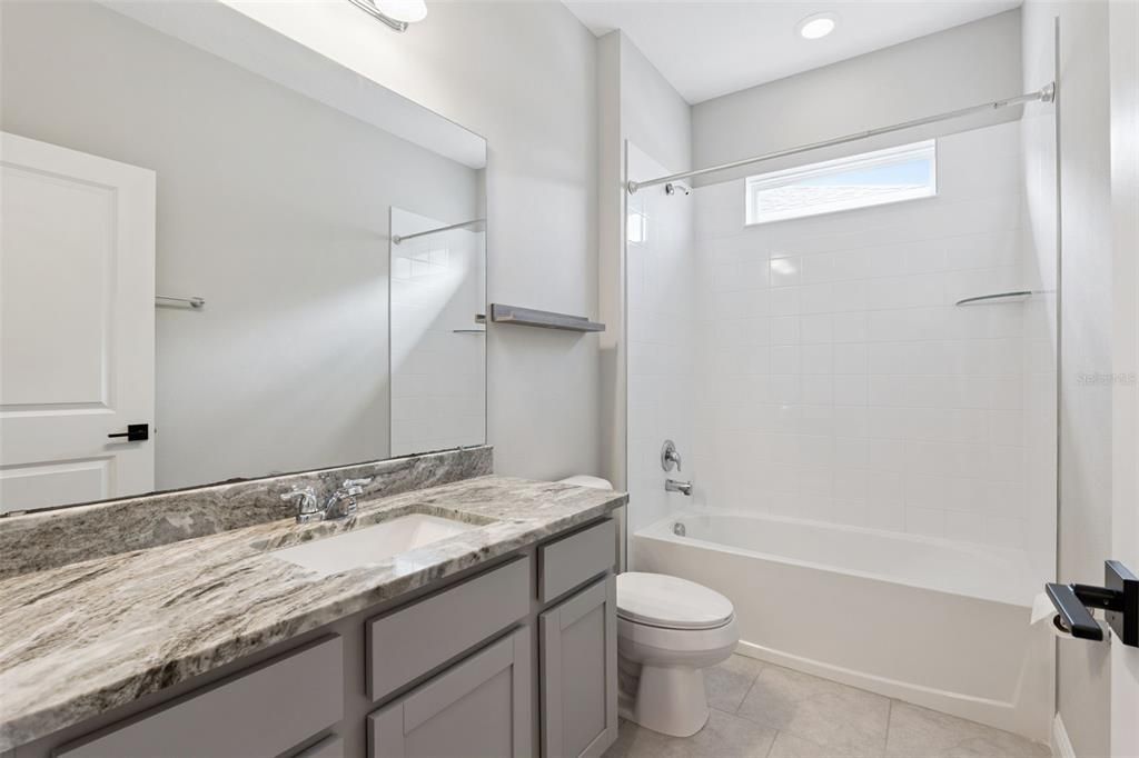 En Venta: $1,159,900 (7 camas, 4 baños, 4720 Pies cuadrados)
