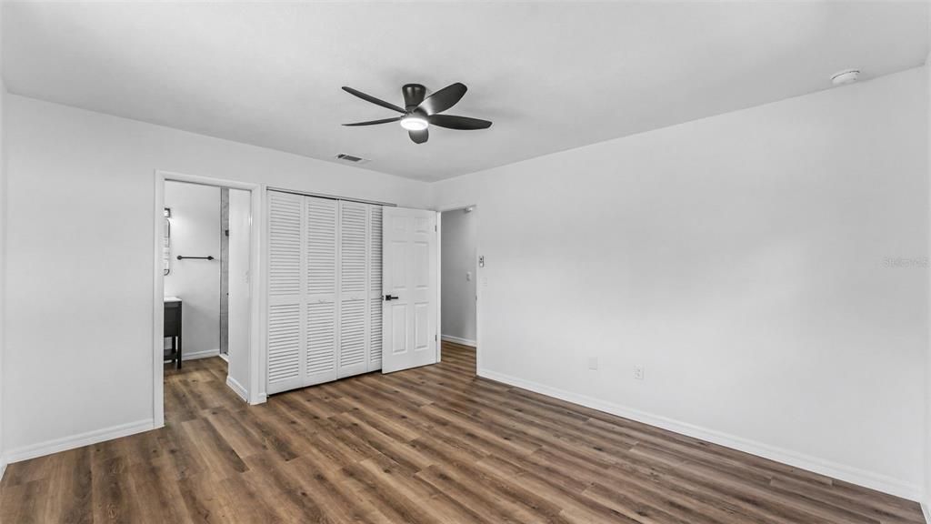待售: $379,900 (4 贝兹, 2 浴室, 2189 平方英尺)