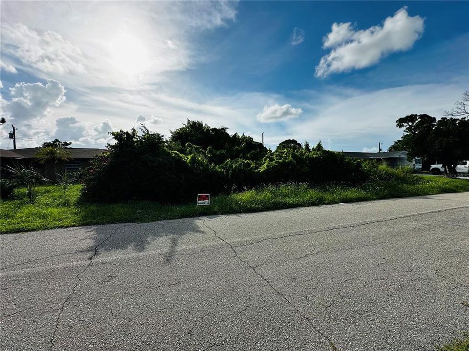 For Sale: $30,300 (0.17 acres)