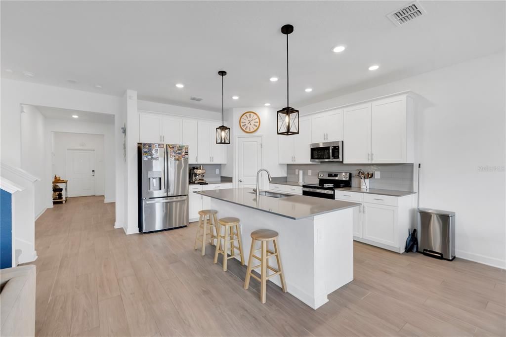For Sale: $535,000 (5 beds, 3 baths, 3288 Square Feet)