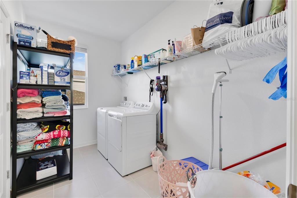 For Sale: $535,000 (5 beds, 3 baths, 3288 Square Feet)