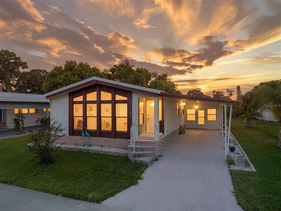 На продажу: $129,900 (2 спален, 2 ванн, 1444 Квадратных фут)