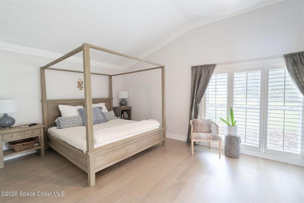 For Sale: $2,190,000 (4 beds, 3 baths, 3463 Square Feet)