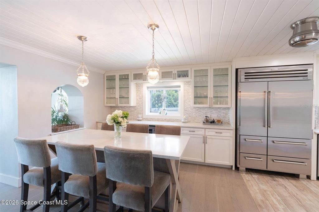 For Sale: $2,190,000 (4 beds, 3 baths, 3463 Square Feet)