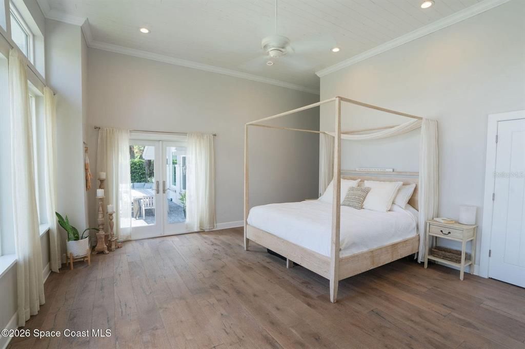 For Sale: $2,190,000 (4 beds, 3 baths, 3463 Square Feet)